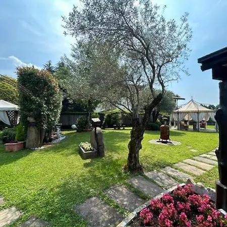Apartment In Trescore Balneario